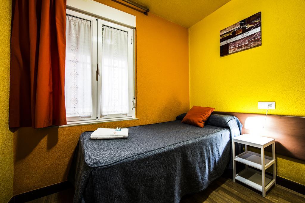 Hostal Escala Luna Саламанка Екстериор снимка