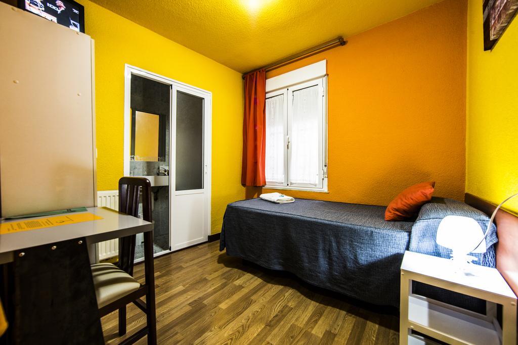 Hostal Escala Luna Саламанка Екстериор снимка