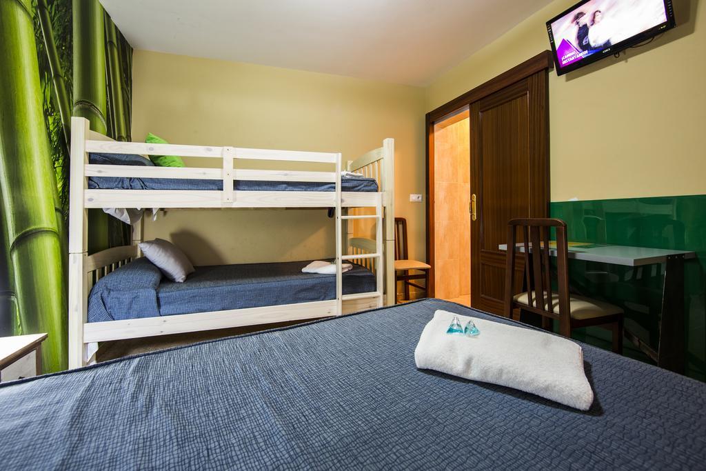 Hostal Escala Luna Саламанка Екстериор снимка