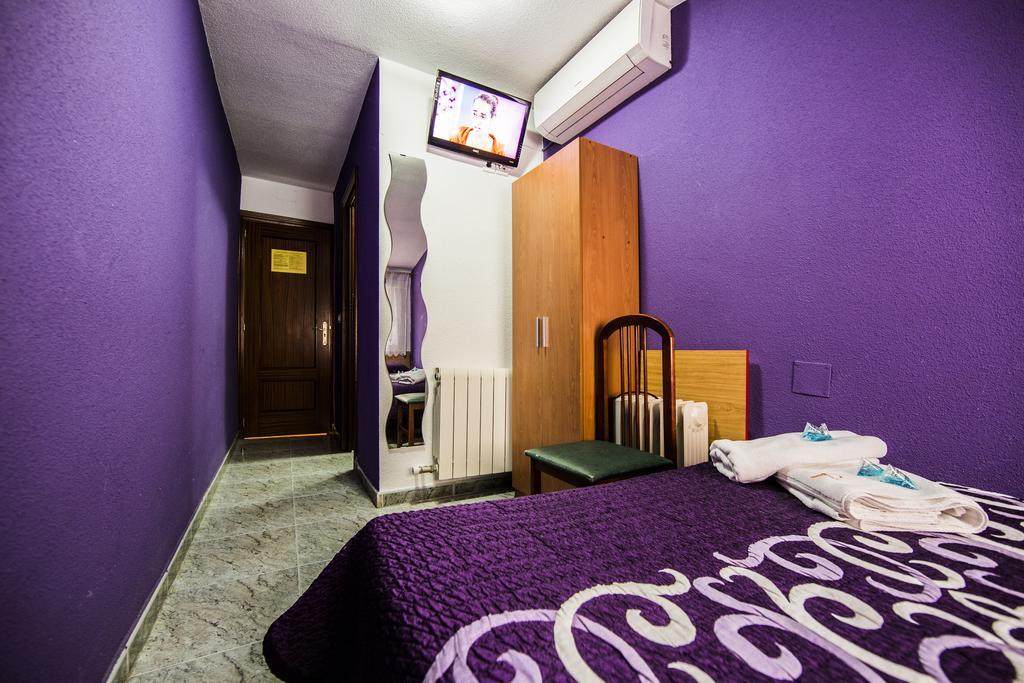 Hostal Escala Luna Саламанка Екстериор снимка