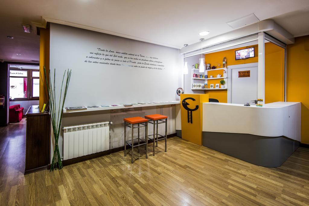 Hostal Escala Luna Саламанка Екстериор снимка