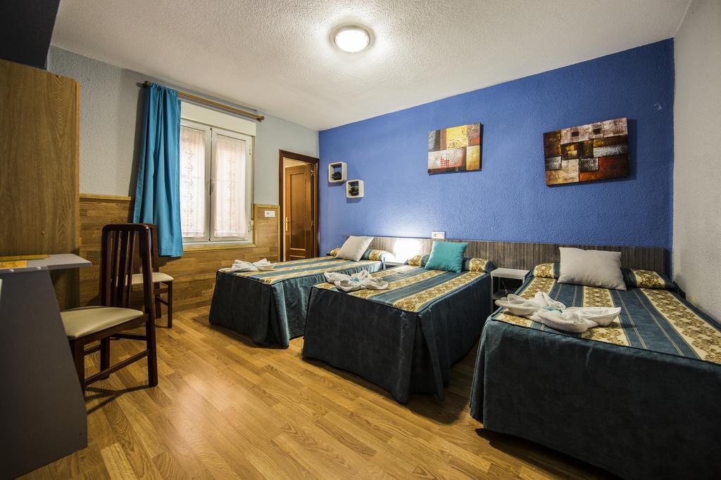 Hostal Escala Luna Саламанка Екстериор снимка